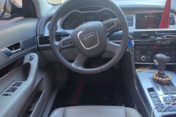 Used Audi A6L 2011 2.0 TFSI automatic Comfort trim Steering Wheel