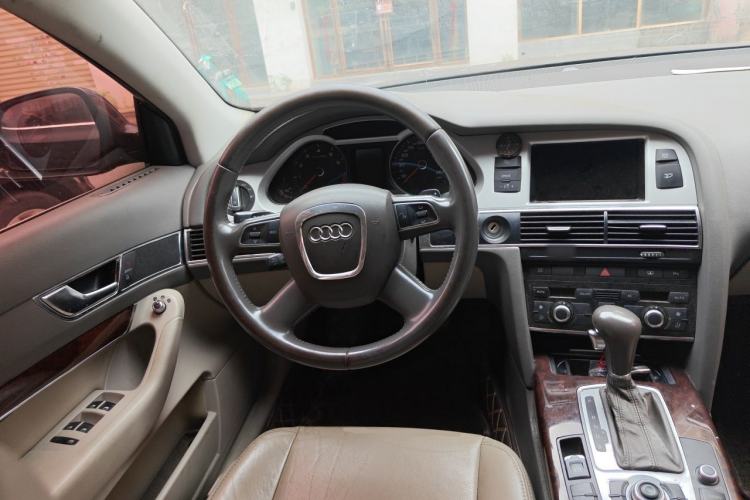 Used Audi A6L 2011 2.0 TFSI Automatic Standard Edition Steering Wheel