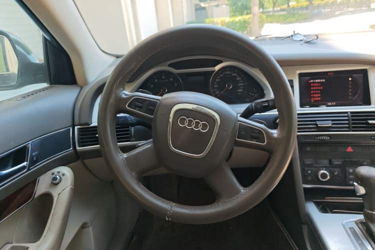 Used Audi A6L 2011 2.0 TFSI Automatic Standard Edition Steering Wheel