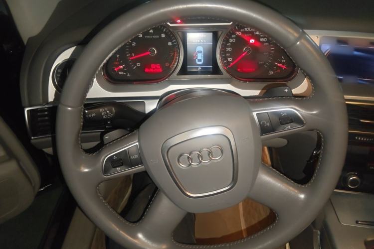 Used Audi A6L 2011 2.0 TFSI Automatic Standard Edition Steering Wheel