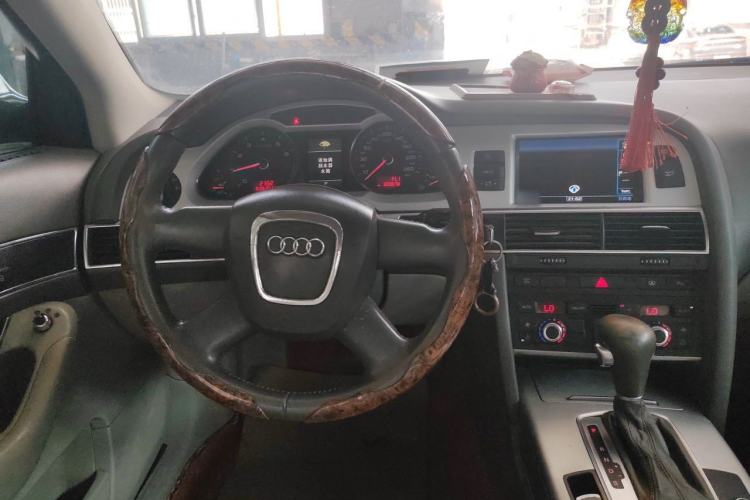 Used Audi A6L 2011 2.0 TFSI Automatic Standard Edition Steering Wheel