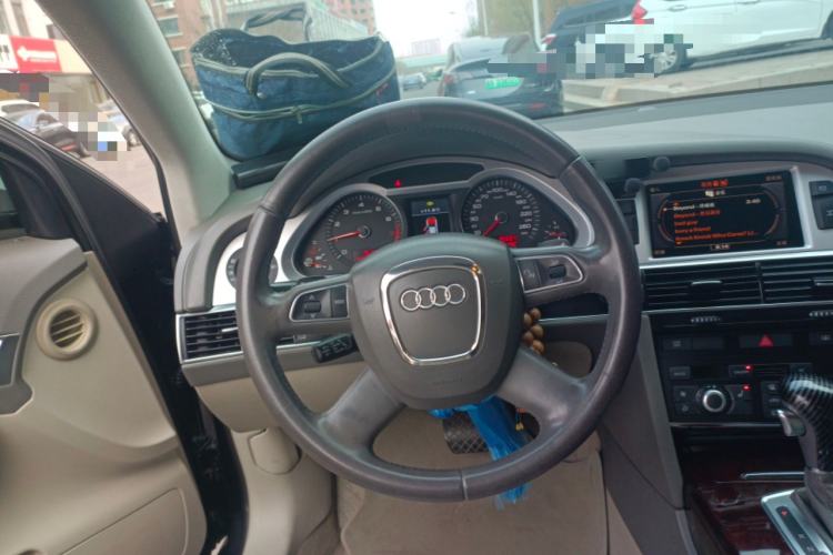 Used Audi A6L 2011 2.0 TFSI automatic Comfort trim Steering Wheel
