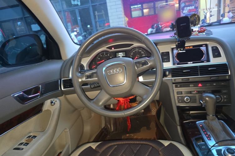 Used Audi A6L 2011 2.0 TFSI Automatic Standard Edition Steering Wheel
