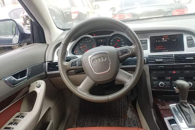 Used Audi A6L 2011 2.0 TFSI Automatic Standard Edition Steering Wheel
