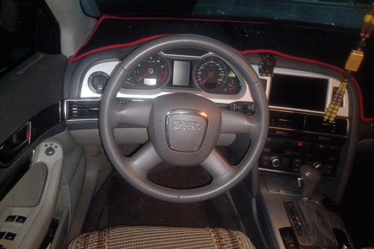 Used Audi A6L 2011 2.0 TFSI Automatic Standard Edition Steering Wheel