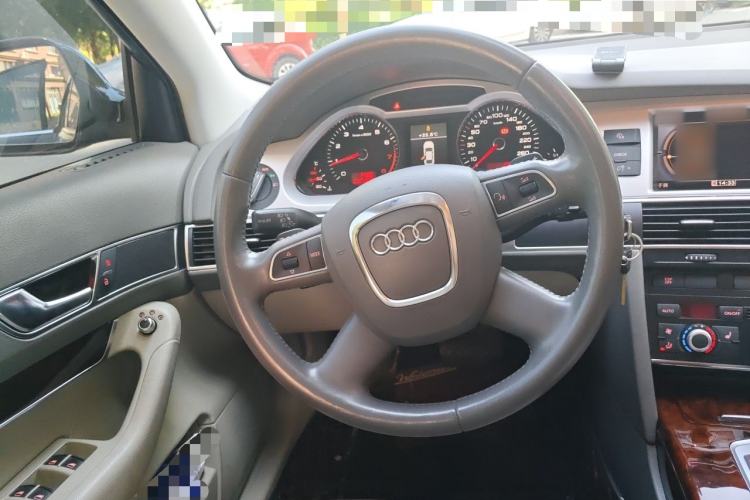 Used Audi A6L 2011 2.0 TFSI automatic Comfort trim Steering Wheel