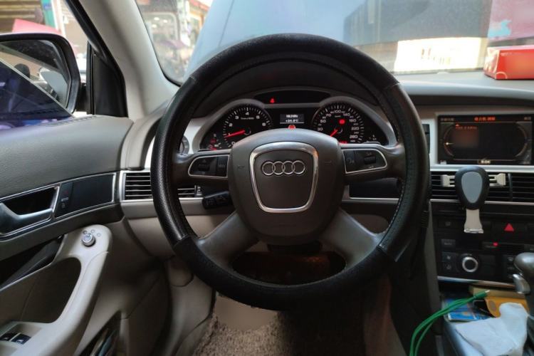 Used Audi A6L 2011 2.0 TFSI Automatic Standard Edition Steering Wheel