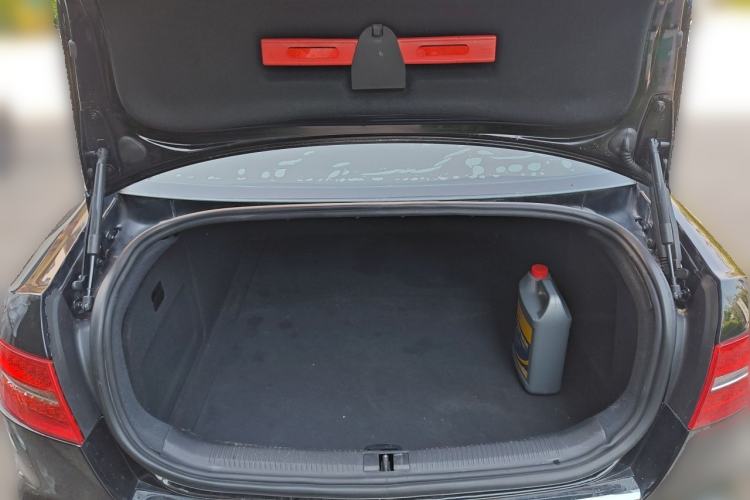 Used Audi A6L 2011 2.4L Comfort Edition Trunk