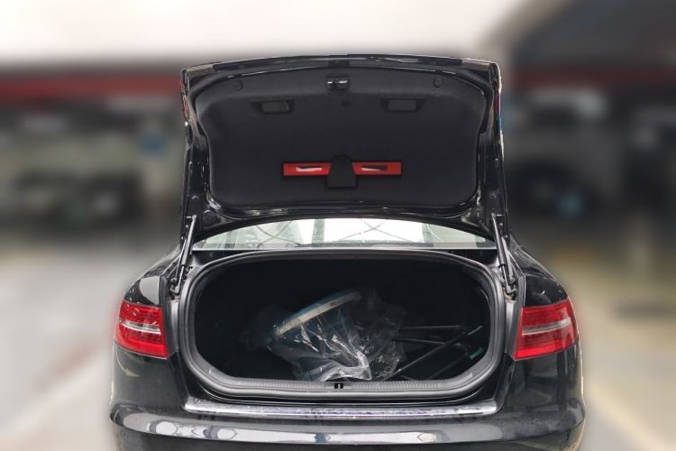 Used Audi A6L 2011 2.4L Comfort Edition Trunk
