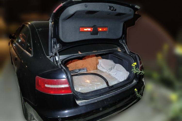 Used Audi A6L 2011 2.0 TFSI automatic Comfort trim Trunk