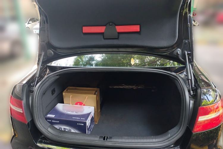 Used Audi A6L 2011 2.4L Technology Edition Trunk