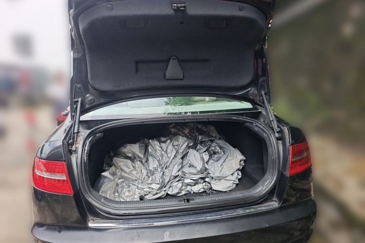 Used Audi A6L 2011 2.0 TFSI automatic Comfort trim Trunk