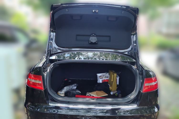 Used Audi A6L 2011 2.4L Technology Edition Trunk