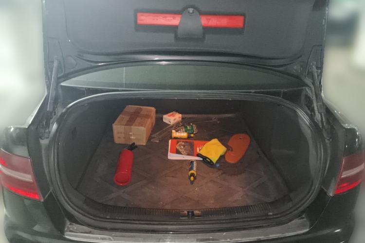 Used Audi A6L 2011 2.4L Technology Edition Trunk