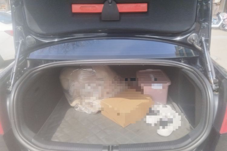 Used Audi A6L 2011 2.4L Comfort Edition Trunk
