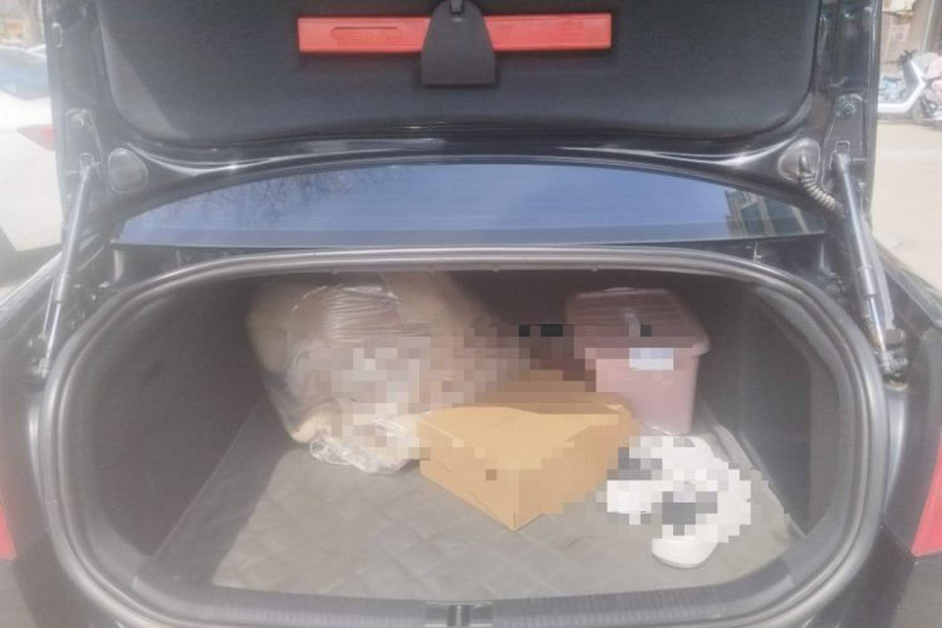 Used Audi A6L 2011 2.4L Comfort Edition Trunk