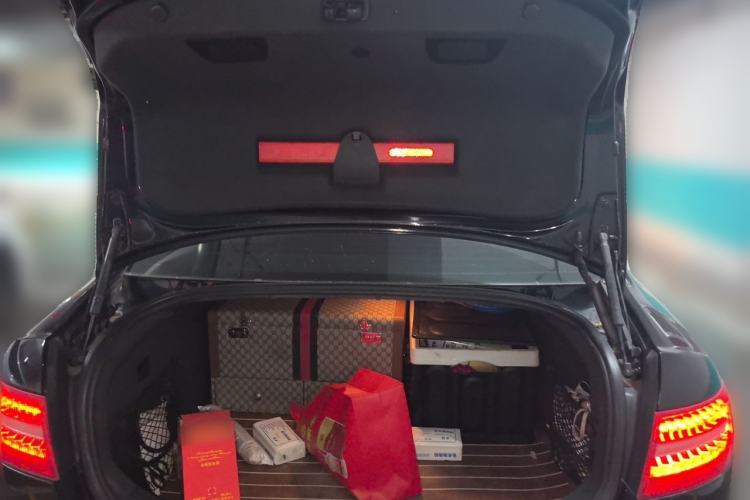 Used Audi A6L 2011 2.4L Comfort Edition Trunk