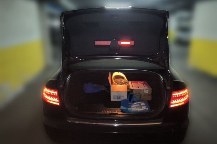 Used Audi A6L 2011 2.4L Luxury Edition Trunk