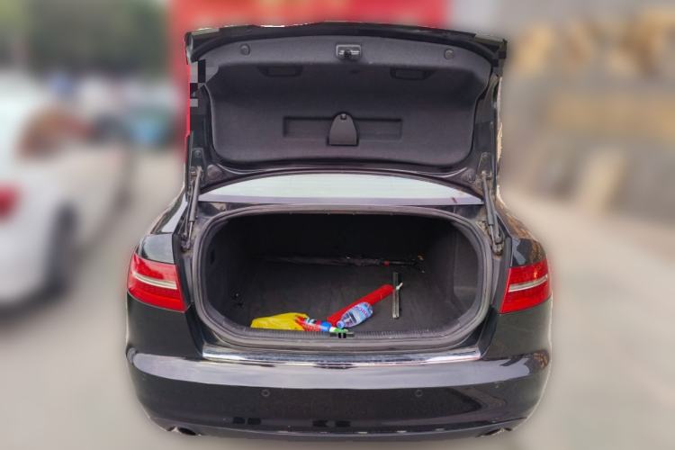 Used Audi A6L 2011 2.4L Technology Edition Trunk