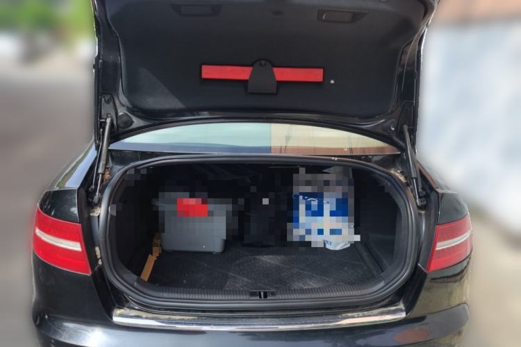 Used Audi A6L 2011 2.4L Comfort Edition Trunk