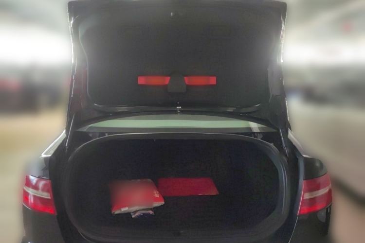 Used Audi A6L 2011 2.4L Comfort Edition Trunk