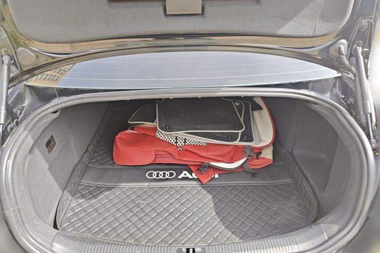 Used Audi A6L 2011 2.0 TFSI Automatic Standard Edition Trunk
