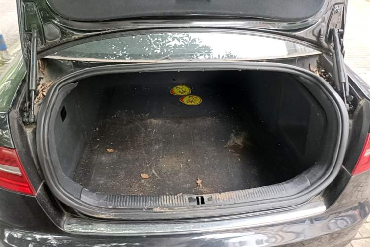 Used Audi A6L 2011 2.0 TFSI Automatic Standard Edition Trunk