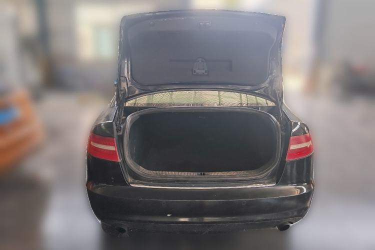 Used Audi A6L 2011 2.0 TFSI Automatic Standard Edition Trunk