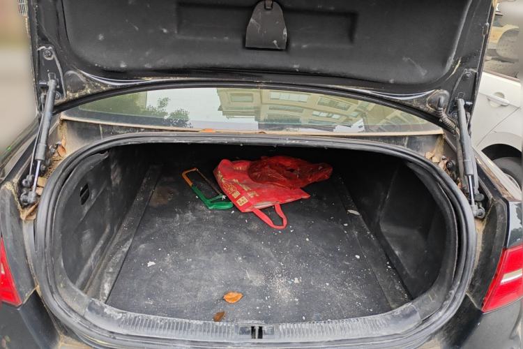 Used Audi A6L 2011 2.4L Technology Edition Trunk