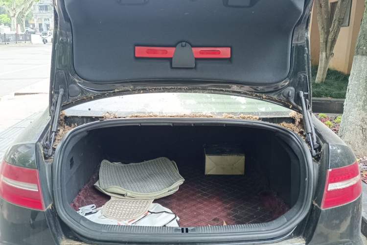 Used Audi A6L 2011 2.0 TFSI Automatic Standard Edition Trunk