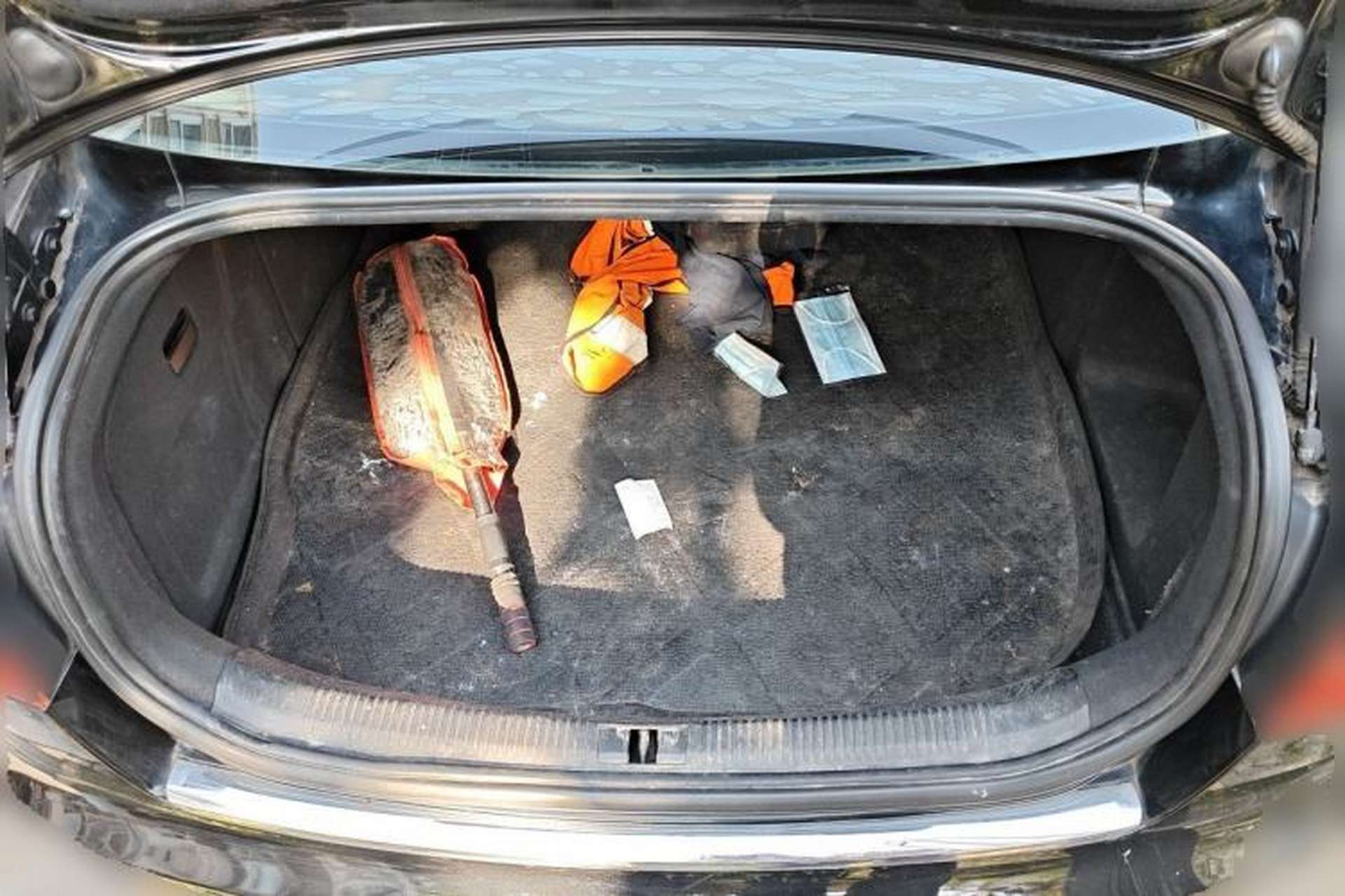 Used Audi A6L 2011 2.7 TDI Comfort Model Trunk