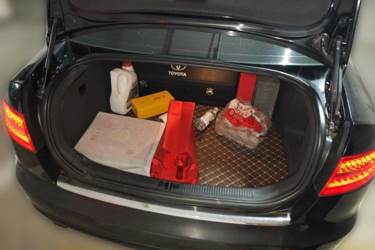 Used Audi A6L 2011 2.0 TFSI Automatic Standard Edition Trunk