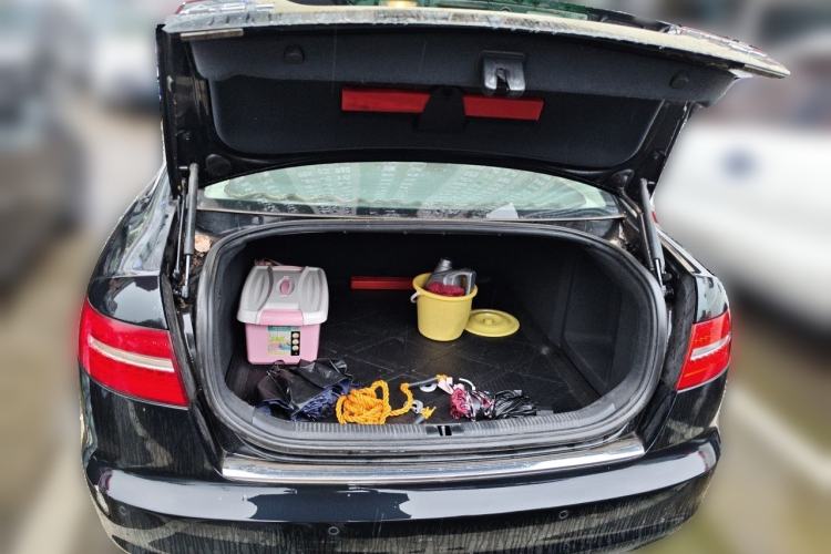 Used Audi A6L 2011 2.4L Technology Edition Trunk