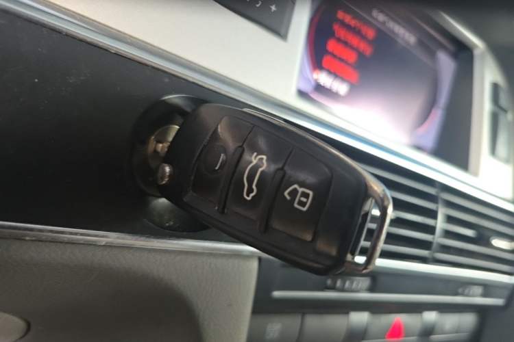 Used Audi A6L 2011 2.4L Technology Edition Vehicle Key