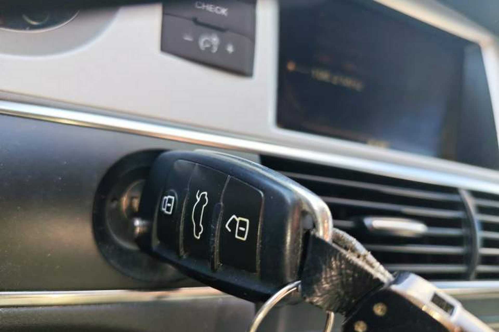 Used Audi A6L 2011 2.0 TFSI Automatic Standard Edition Vehicle Key