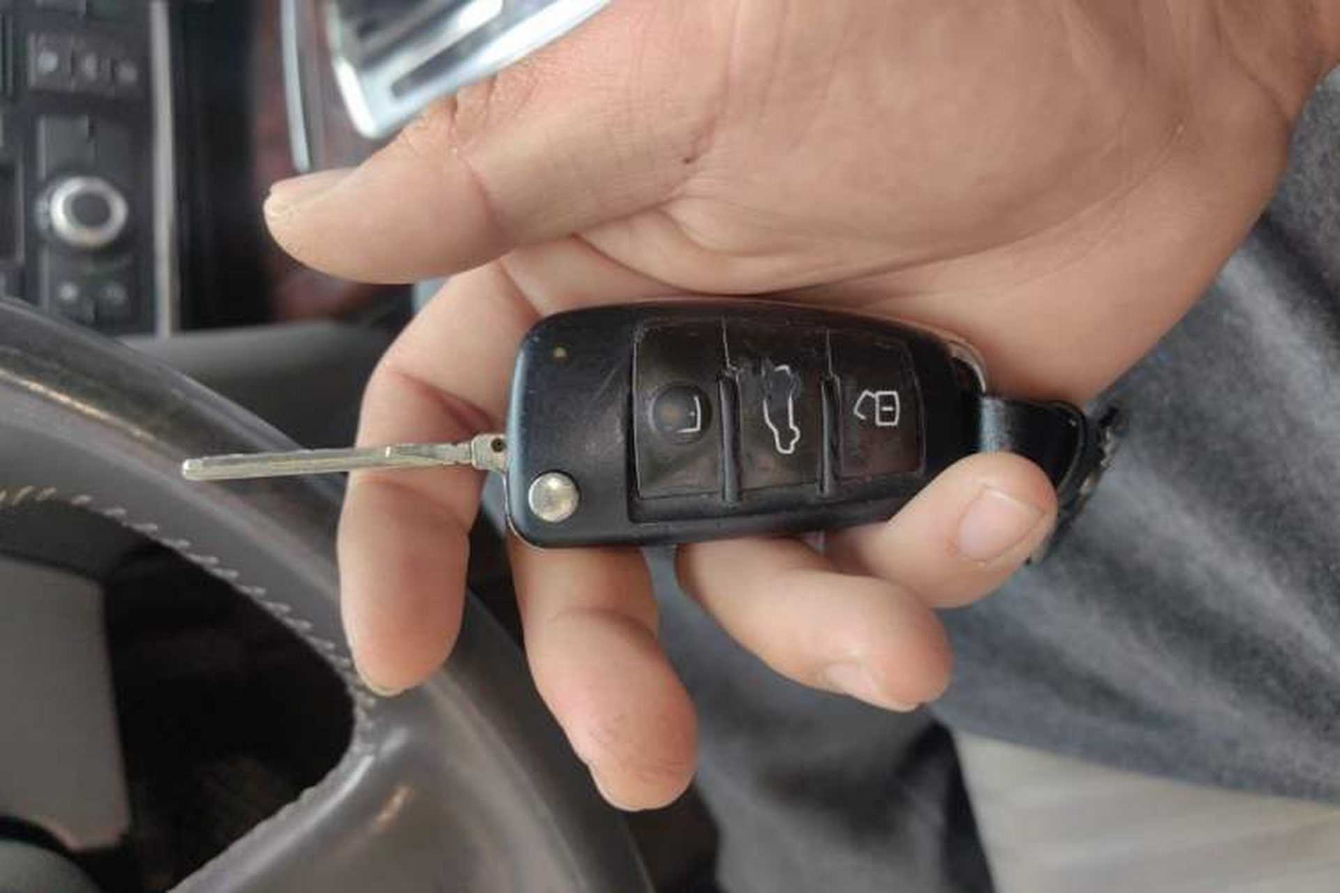 Used Audi A6L 2011 2.4L Technology Edition Vehicle Key