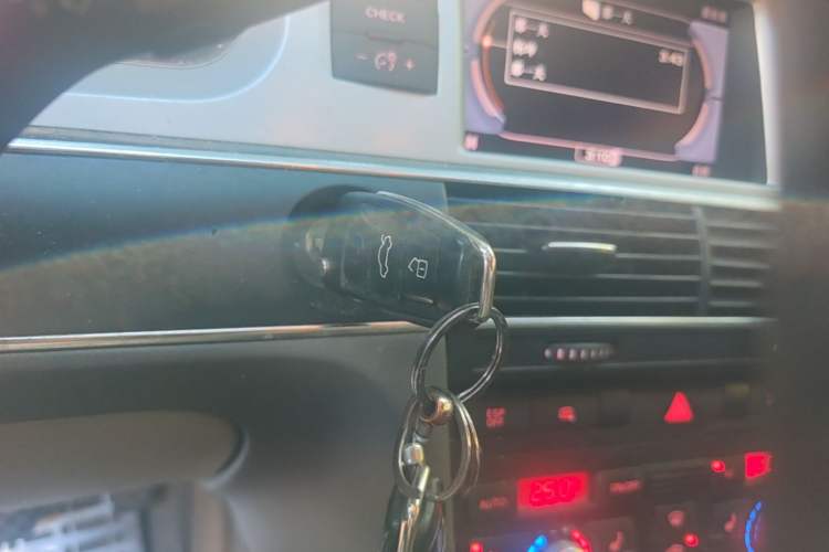 Used Audi A6L 2011 2.4L Technology Edition Vehicle Key