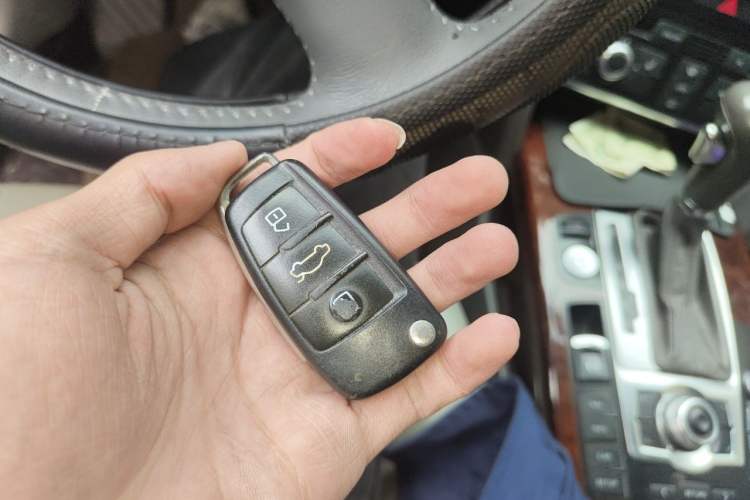Used Audi A6L 2011 2.8 FSI Comfort Model Vehicle Key