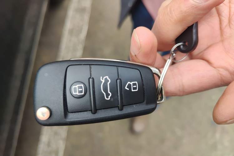 Used Audi A6L 2011 3.0 TFSI quattro Luxury Model Vehicle Key