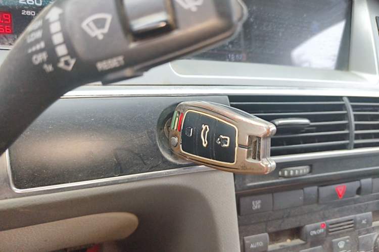 Used Audi A6L 2011 2.0 TFSI Automatic Standard Edition Vehicle Key