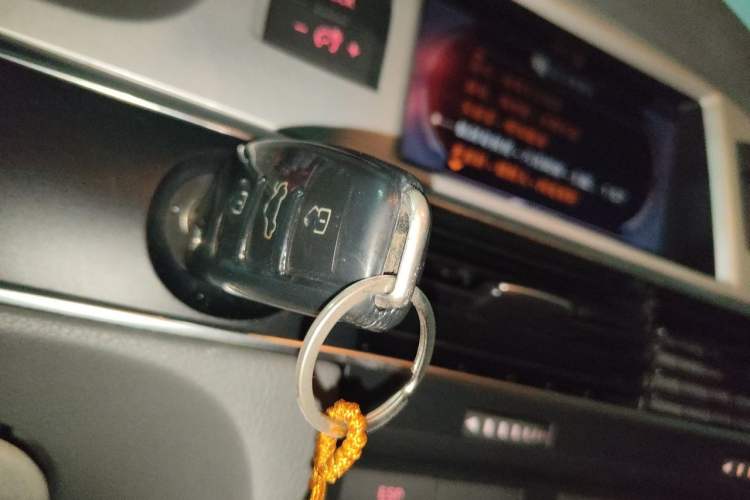 Used Audi A6L 2011 2.0 TFSI Automatic Standard Edition Vehicle Key