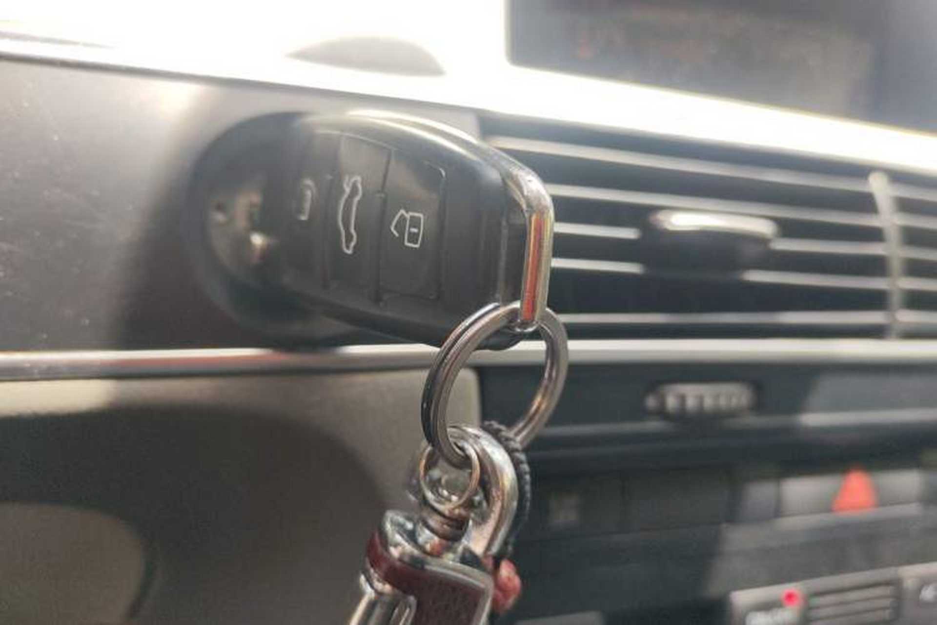 Used Audi A6L 2011 2.0 TFSI Automatic Standard Edition Vehicle Key