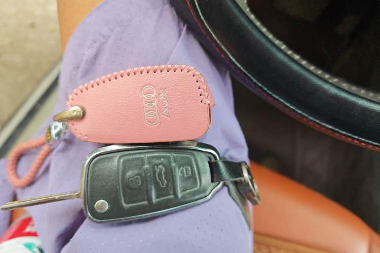Used Audi A6L 2011 2.0 TFSI Automatic Standard Edition Vehicle Key