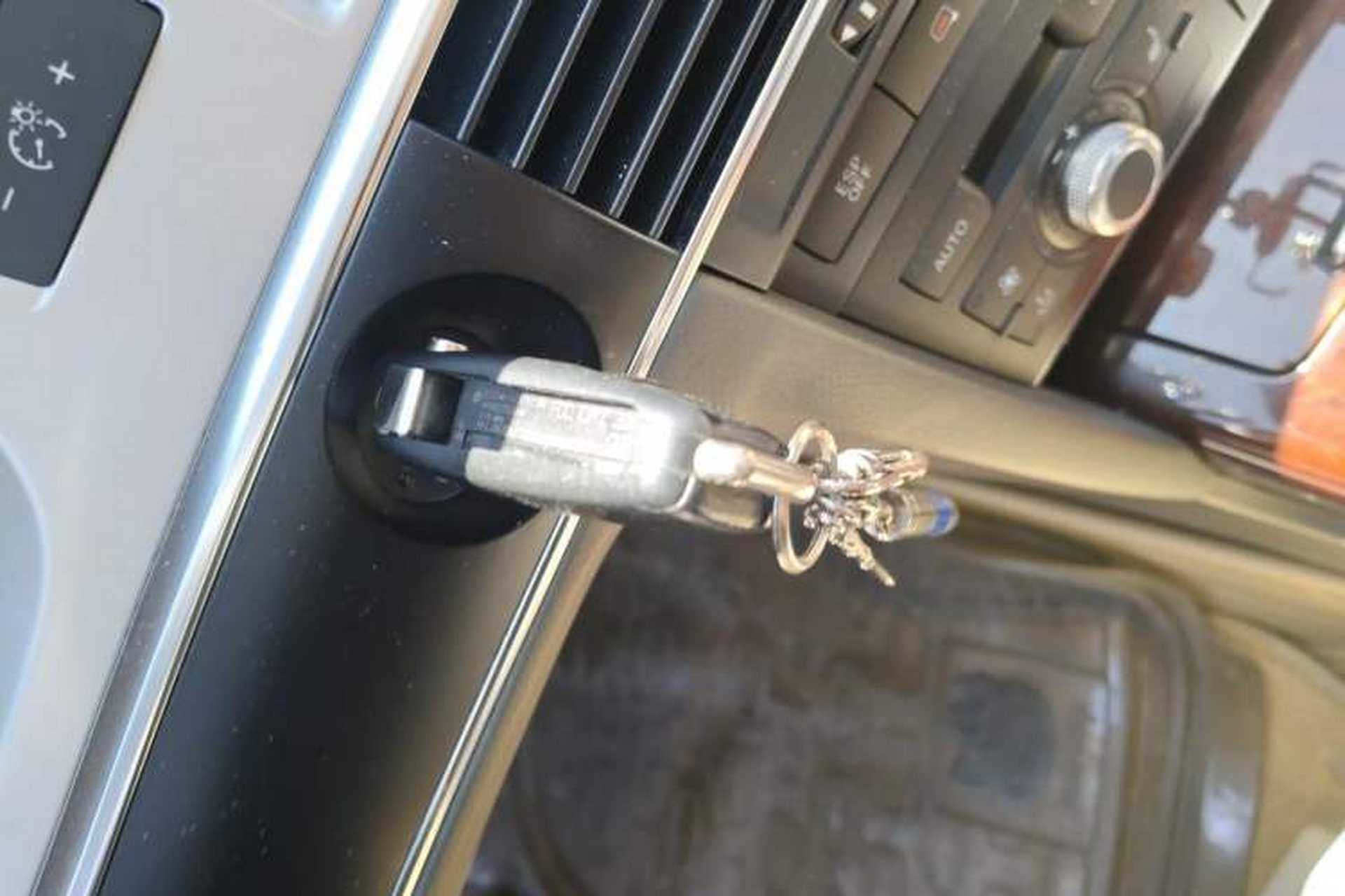 Used Audi A6L 2011 2.4L Technology Edition Vehicle Key