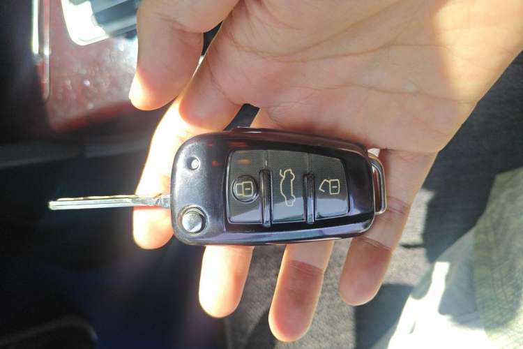 Used Audi A6L 2011 2.0 TFSI Automatic Standard Edition Vehicle Key