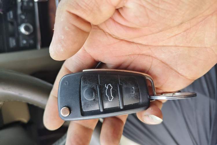 Used Audi A6L 2011 2.8 FSI Comfort Model Vehicle Key