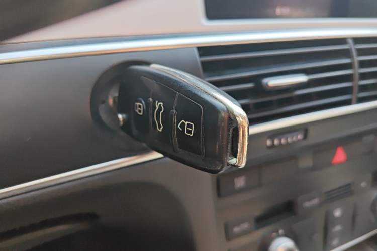Used Audi A6L  Vehicle Key