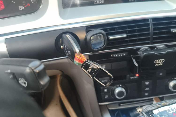 Used Audi A6L 2011 2.0 TFSI Automatic Standard Edition Vehicle Key