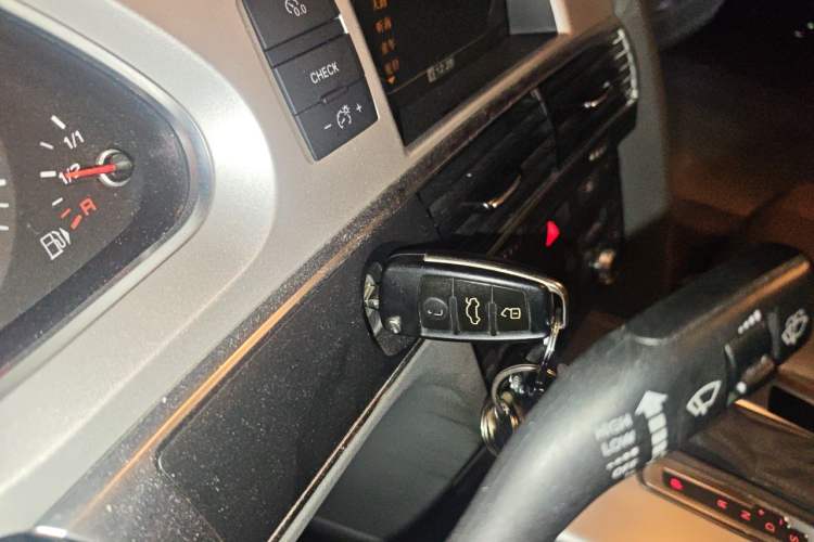 Used Audi A6L 2011 2.0 TFSI Automatic Standard Edition Vehicle Key