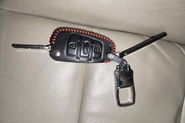 Used Audi A6L 2011 2.0 TFSI Automatic Standard Edition Vehicle Key